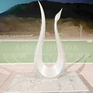 مجسم ستانلس ستيل أجنحة