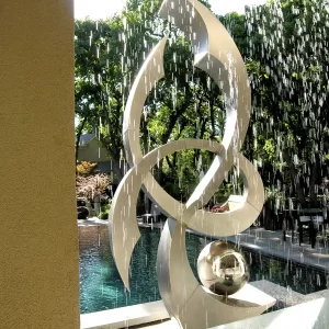 مجسم ديكوري ستانلس ستيل لتجميل المدخل